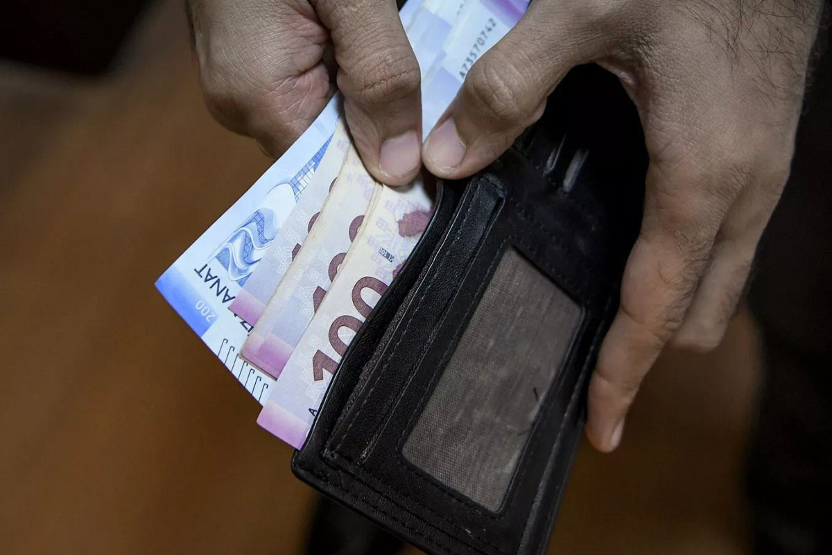 Средняя зарплата в секторе ИКТ Азербайджана выросла на 11%