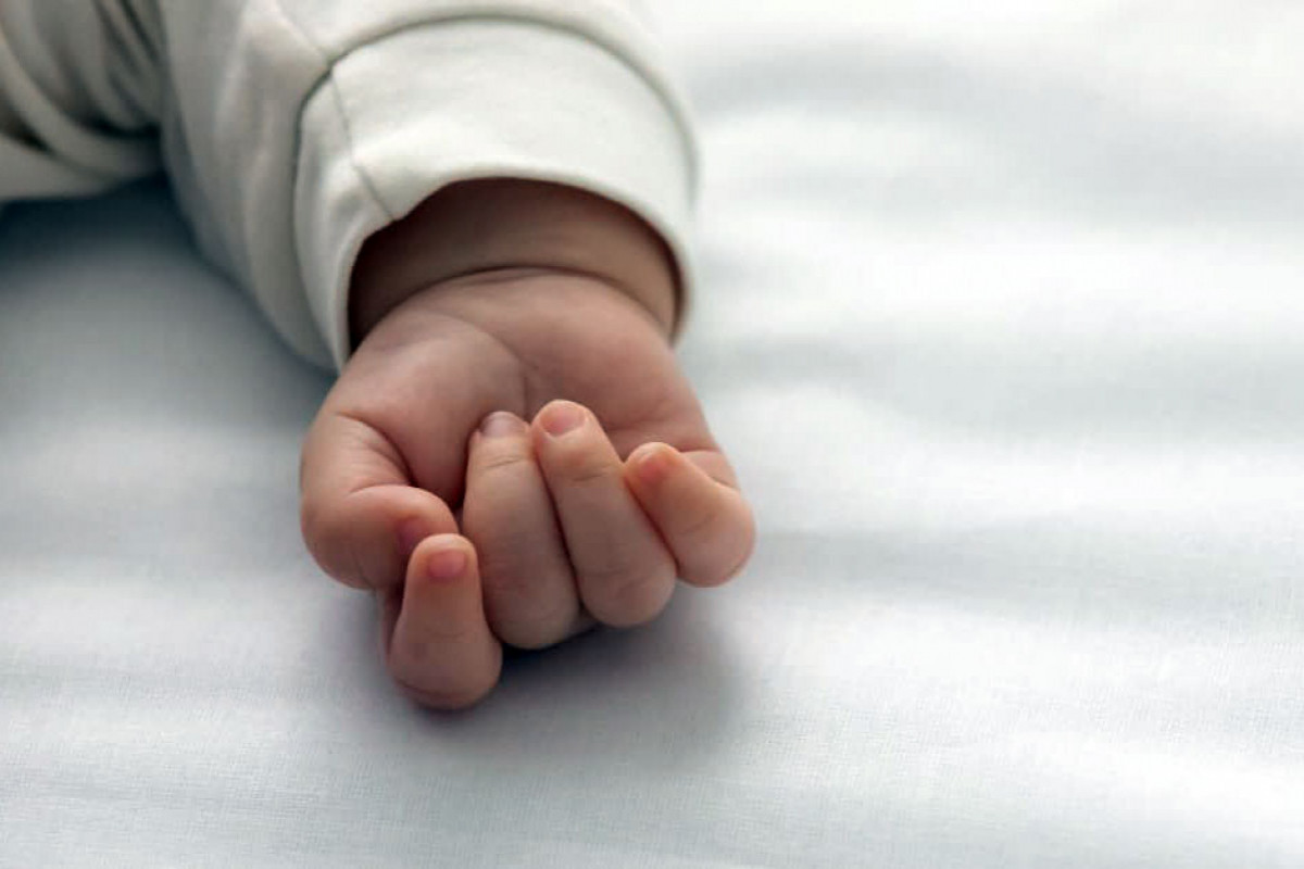 Что известно о судьбе ребенка после избиения родителями в Агдаме?