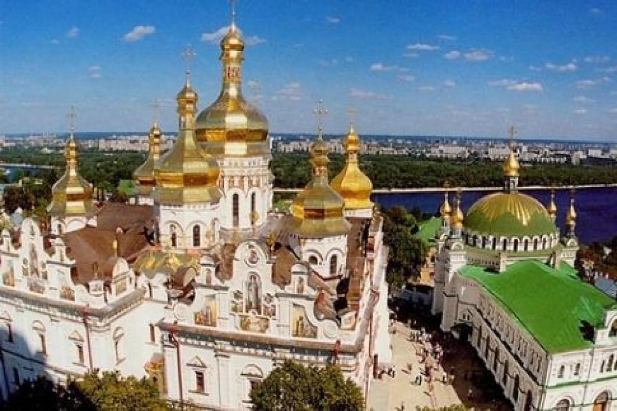 Власти Украины признали УПЦ связанной с РПЦ