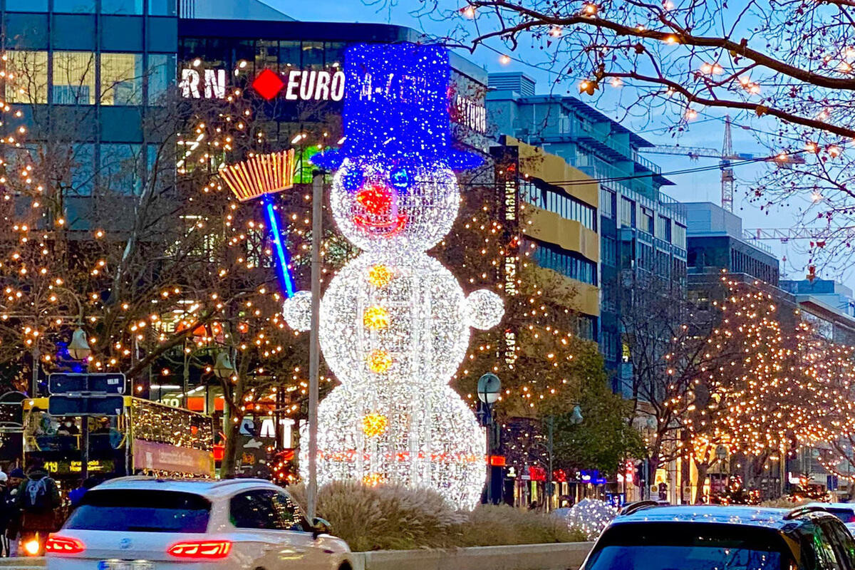 Немецкие города урезают рождественскую иллюминацию из-за нехватки средств