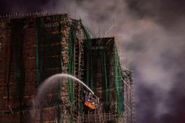 Считавшиеся пропавшими во время пожара в Гонгконге 159 человек живы 