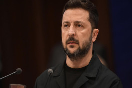 Зеленский обсудил переговоры во Флориде с Уиткоффом, Стармером и Макроном