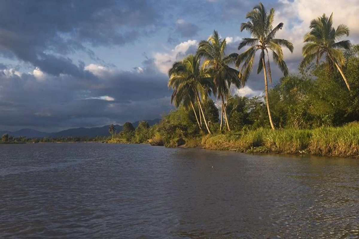 На Мадагаскаре расследуют гибель двух опытных моряков, подозревают пиратов