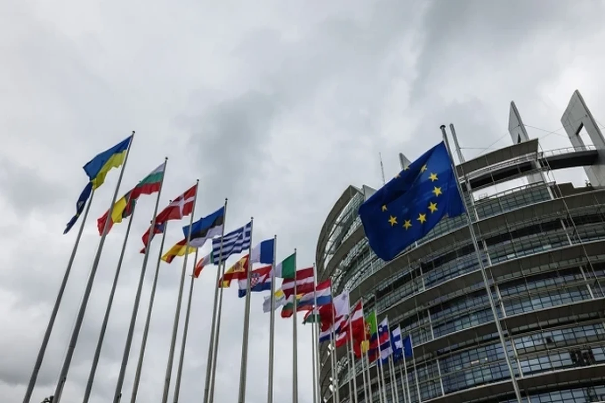 СМИ: ЕС придется тратить миллиарды долларов на Украину после конфликта