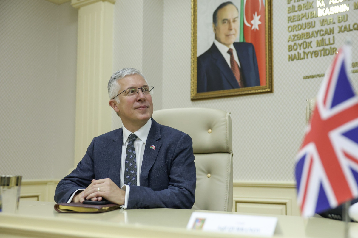 Министр обороны Великобритании совершил визит в Баку-ФОТО 