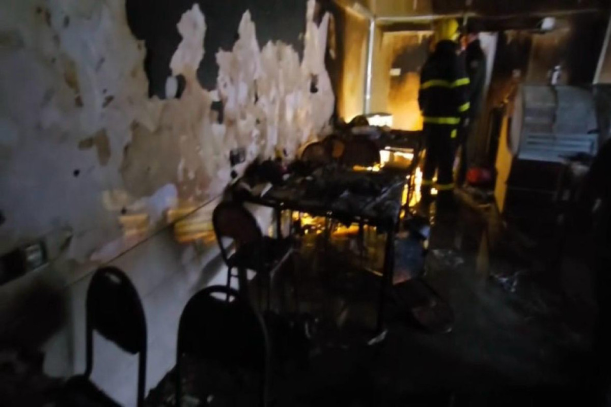 В Баку произошел взрыв в кафе: пострадали три сотрудника-ФОТО -ВИДЕО 