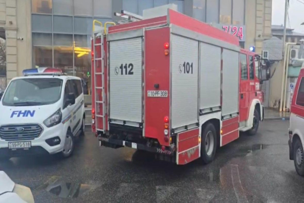 В Баку произошел взрыв в кафе: пострадали три сотрудника-ФОТО -ВИДЕО 