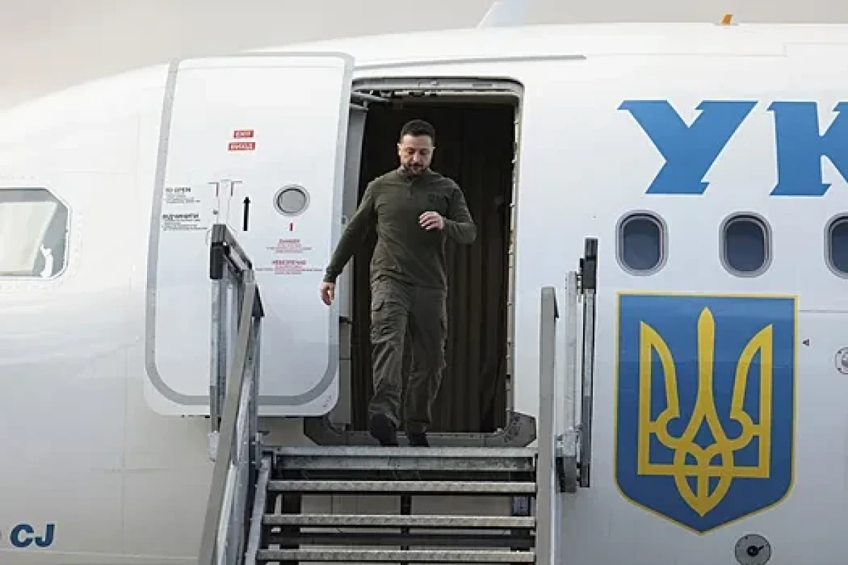 Зеленский прибыл в Лондон на переговоры с лидерами Е3