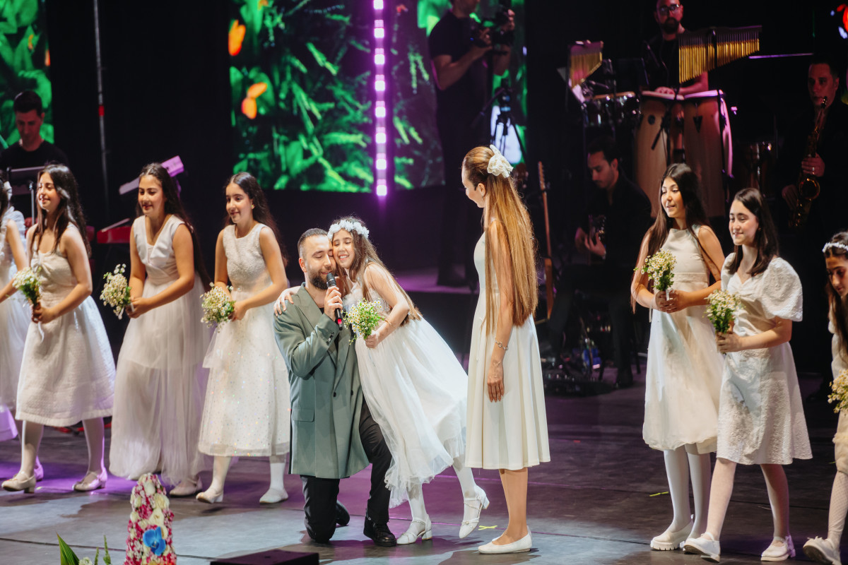 Азад Шабанов представил песню «Qızım» и поднял важные социальные темы-ВИДЕО 