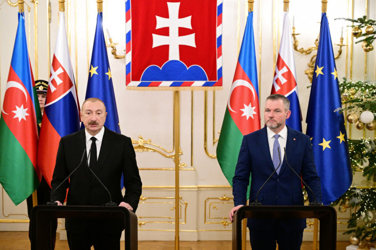 Главы Азербайджана и Словакии выступили перед журналистами 