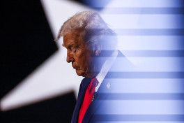 Трамп усомнился в законности объединения Netflix и Warner Bros.