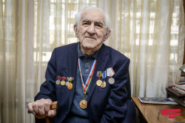 Тофиг Бакиханов награжден орденом «Эмек»