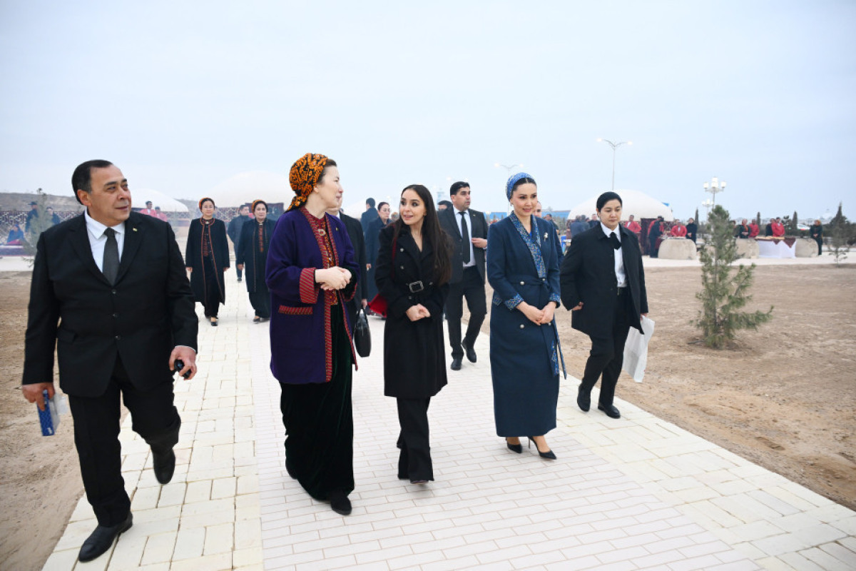 Лейла Алиева приняла участие в выставке, посвященной национальной кухне Туркменистана-ФОТО 