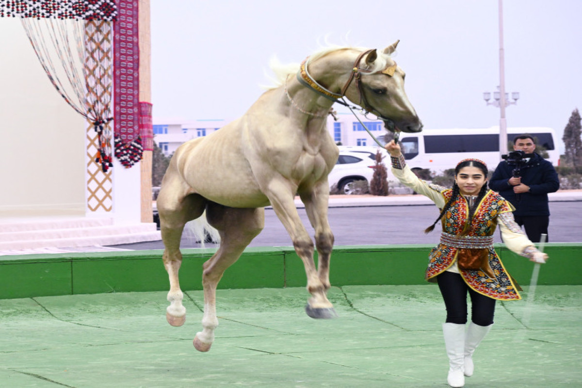 Лейла Алиева приняла участие в выставке, посвященной национальной кухне Туркменистана-ФОТО 