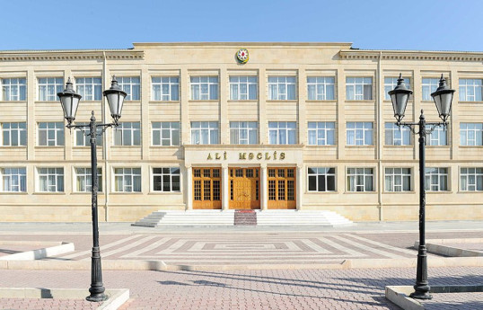 В Нахчыване дисциплинарная комиссия передает дело депутата в Верховное Собрание