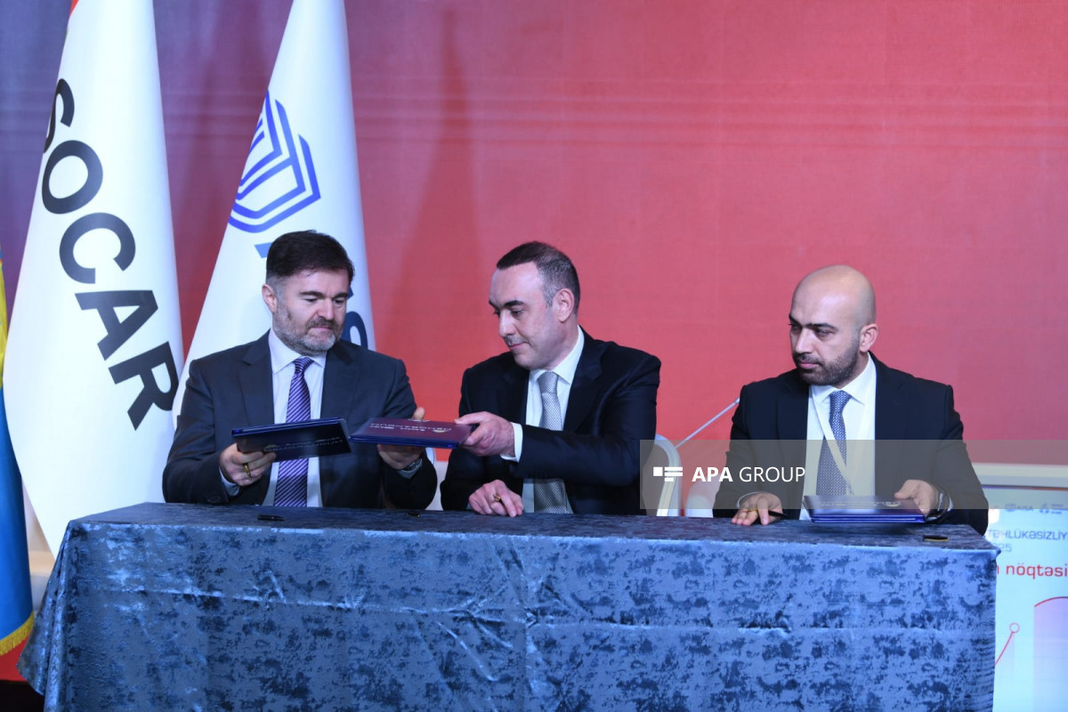 В Баку подписан трехсторонний меморандум по охране труда и окружающей среды-ФОТО 