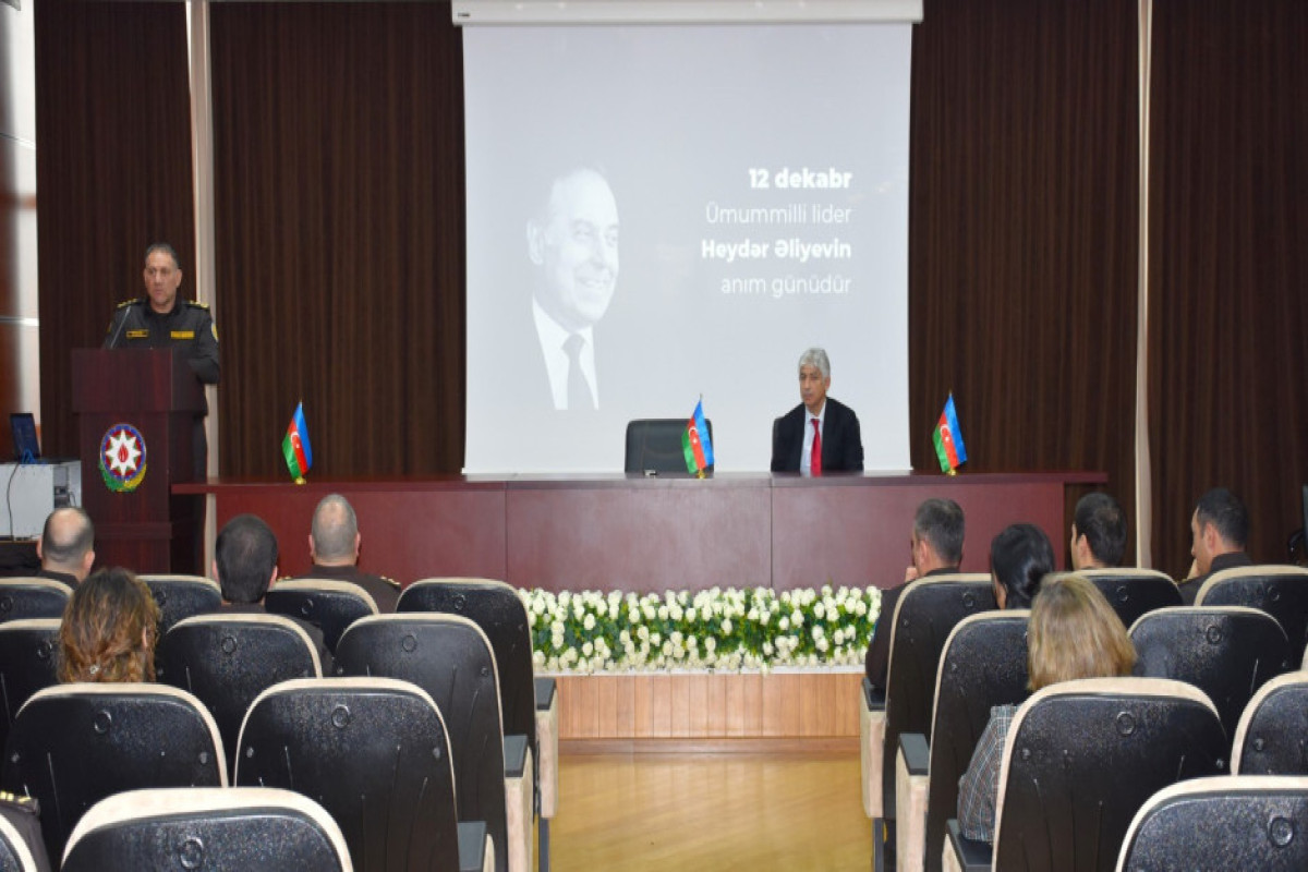 В МЧС Азербайджана почтили память Общенационального лидера Гейдара Алиева-ФОТО 