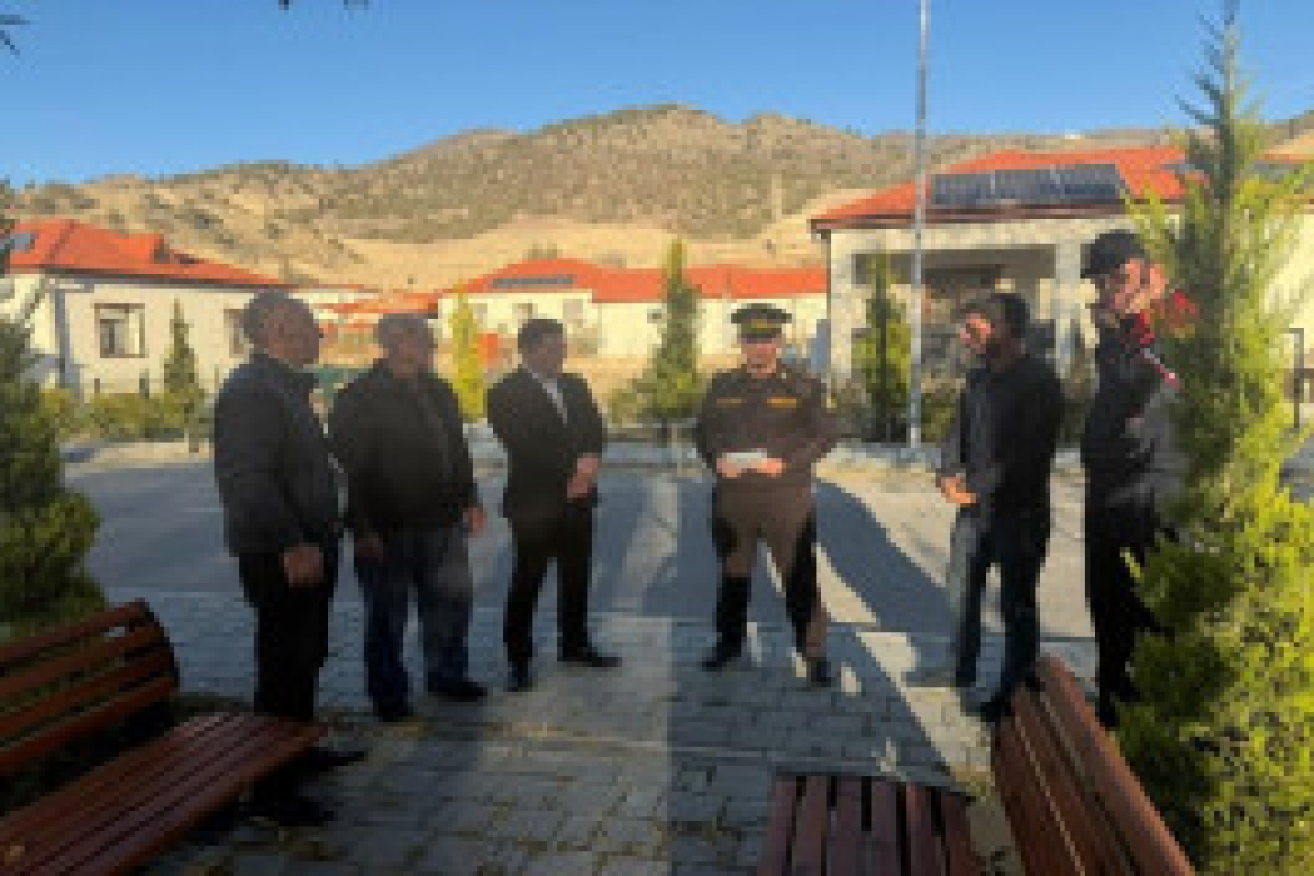 МЧС Азербайджана продолжает работу по информированию граждан на освобождённых территориях -ФОТО 