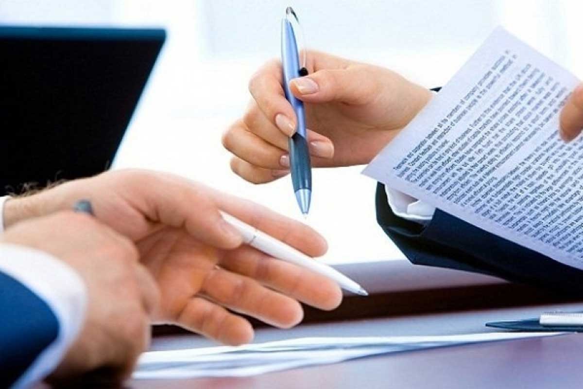 Милли Меджлис принял поправки о расторжении договоров и удаленной занятости