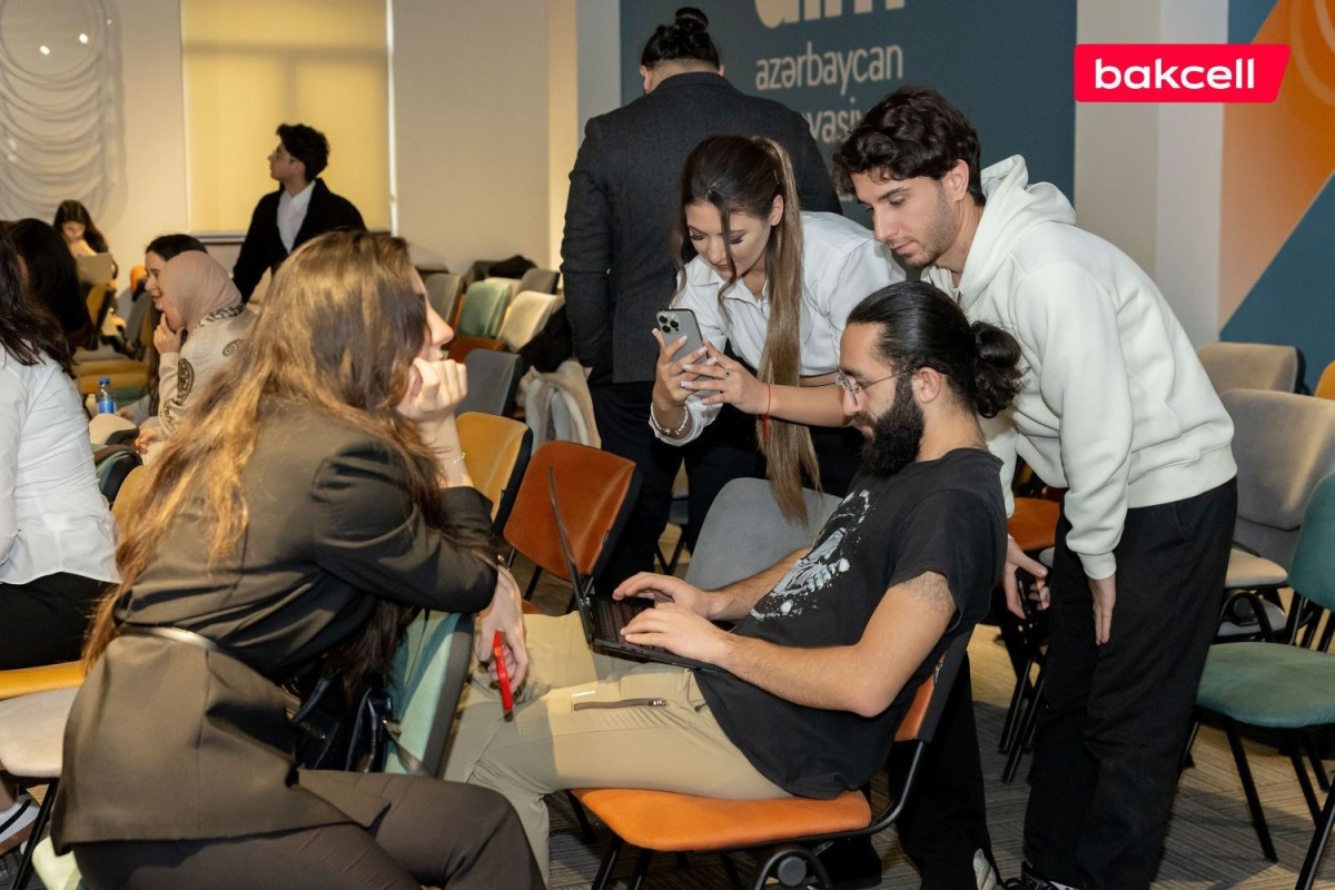 Bakcell провел обучающую программу «Media Tech» для техноблогеров
-ФОТО 