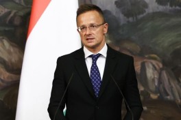министр иностранных дел и внешнеэкономических связей Венгрии Петер Сийярто