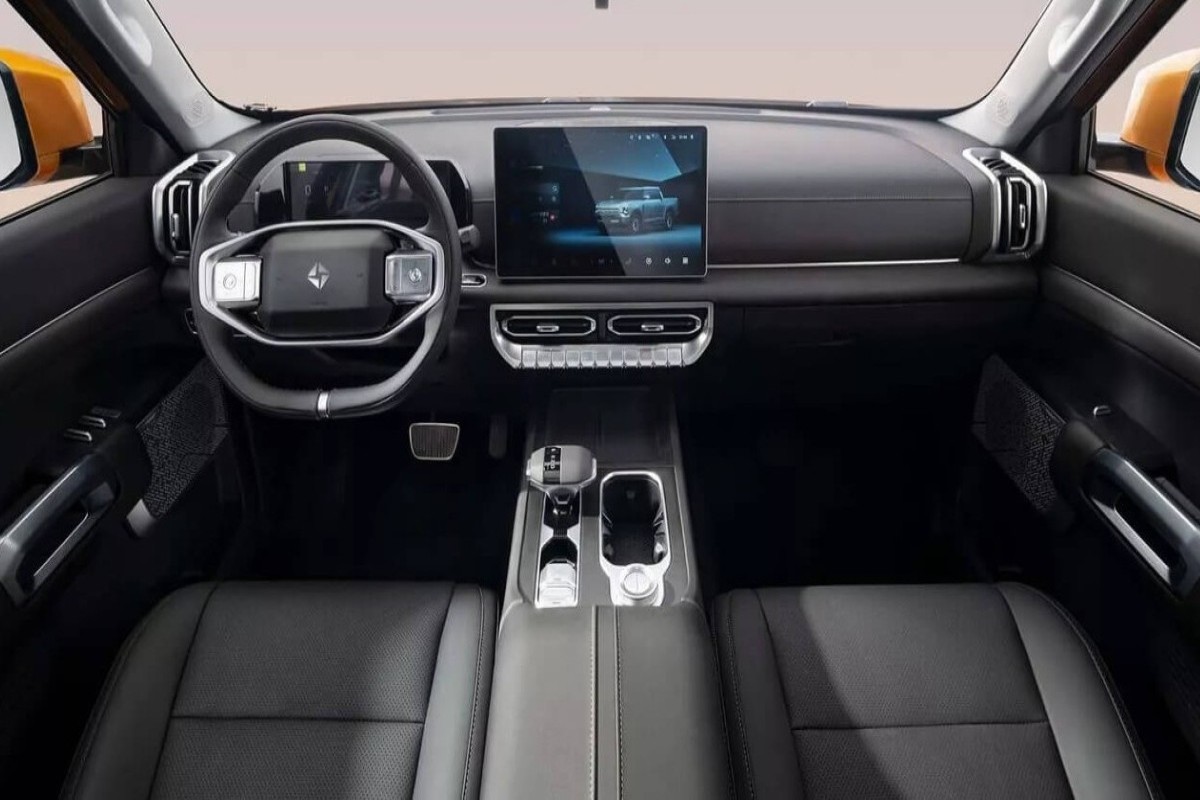 Испанская Santana Motor возобновила производство автомобилей-ФОТО 