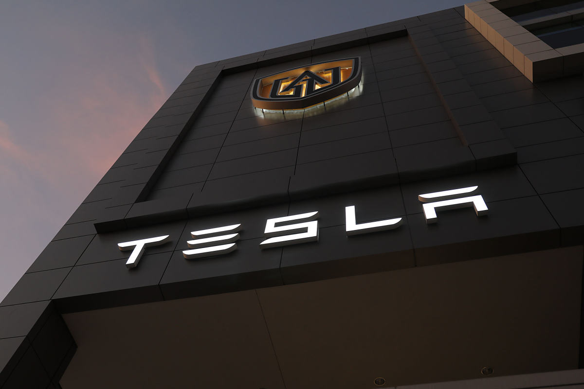 Акции Tesla обновили исторический максимум