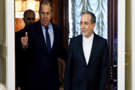 Лавров и Арагчи проводят встречу