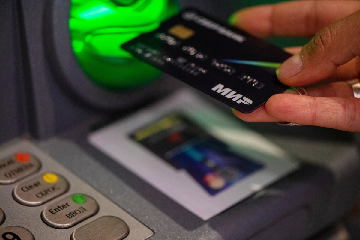 Банки Армении и Сербии ужесточили контроль над операциями клиентов из РФ 