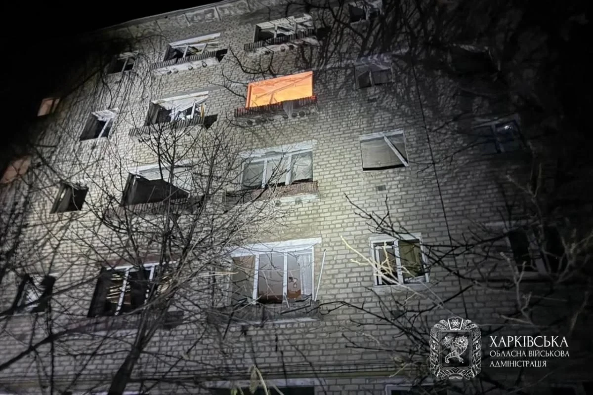 Россияне сбросили авиабомбы на Изюм: погибли супруги, в городе серьезные разрушения-ФОТО -ВИДЕО 