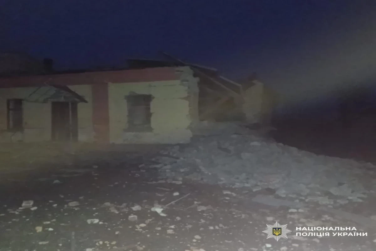 Россияне сбросили авиабомбы на Изюм: погибли супруги, в городе серьезные разрушения-ФОТО -ВИДЕО 