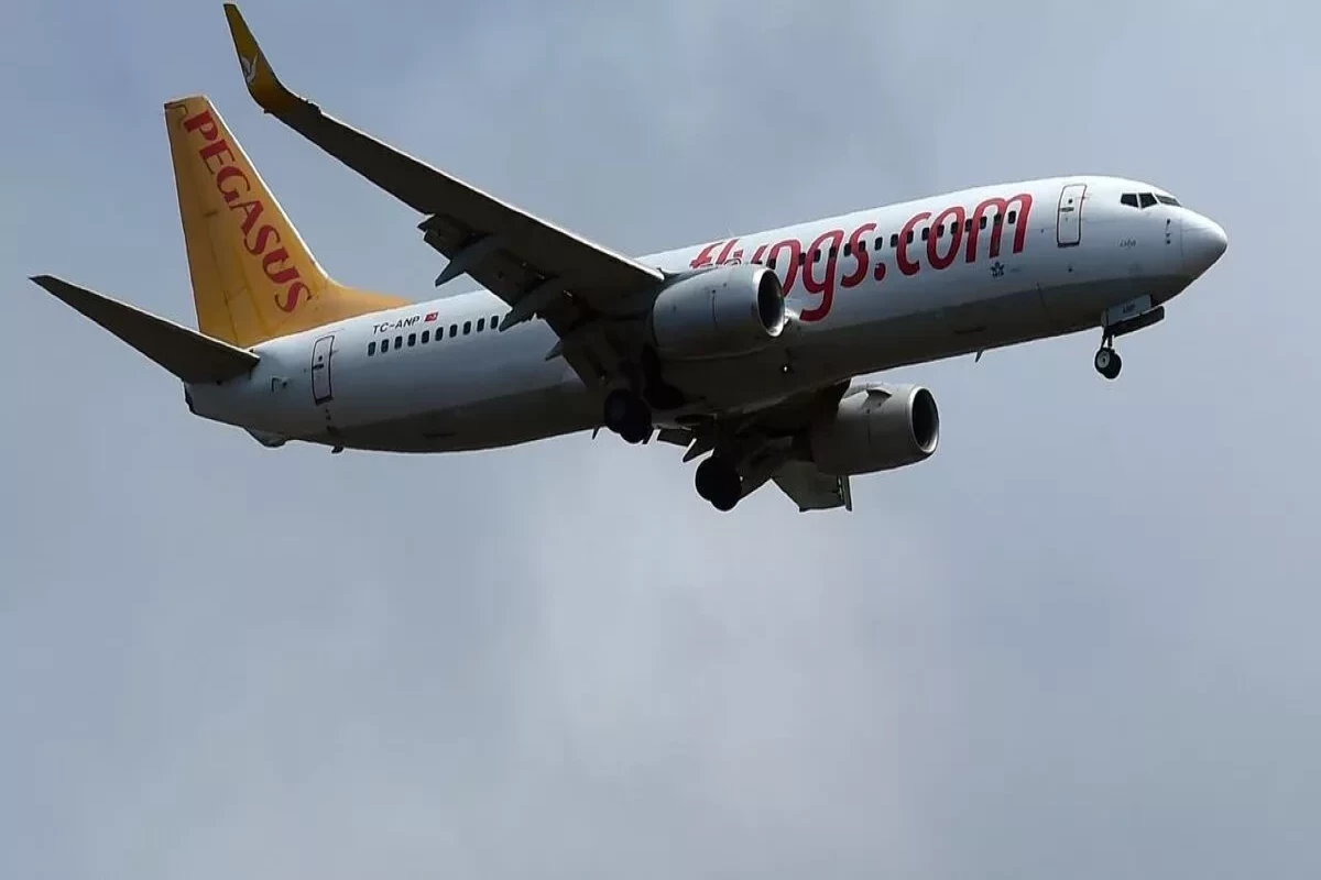 Рейс Москва - Анталья совершил вынужденную посадку в Мерсине