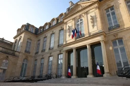 Из резиденции Макрона похитили серебра на 40 тысяч евро