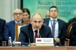 Пашинян поблагодарил Ильхама Алиева за разблокировку транзита грузов через Азербайджан-ВИДЕО 