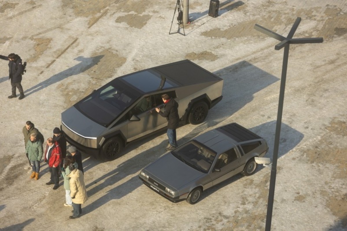 В США зафиксировали случаи гибели людей в Tesla из-за проблем с дверями