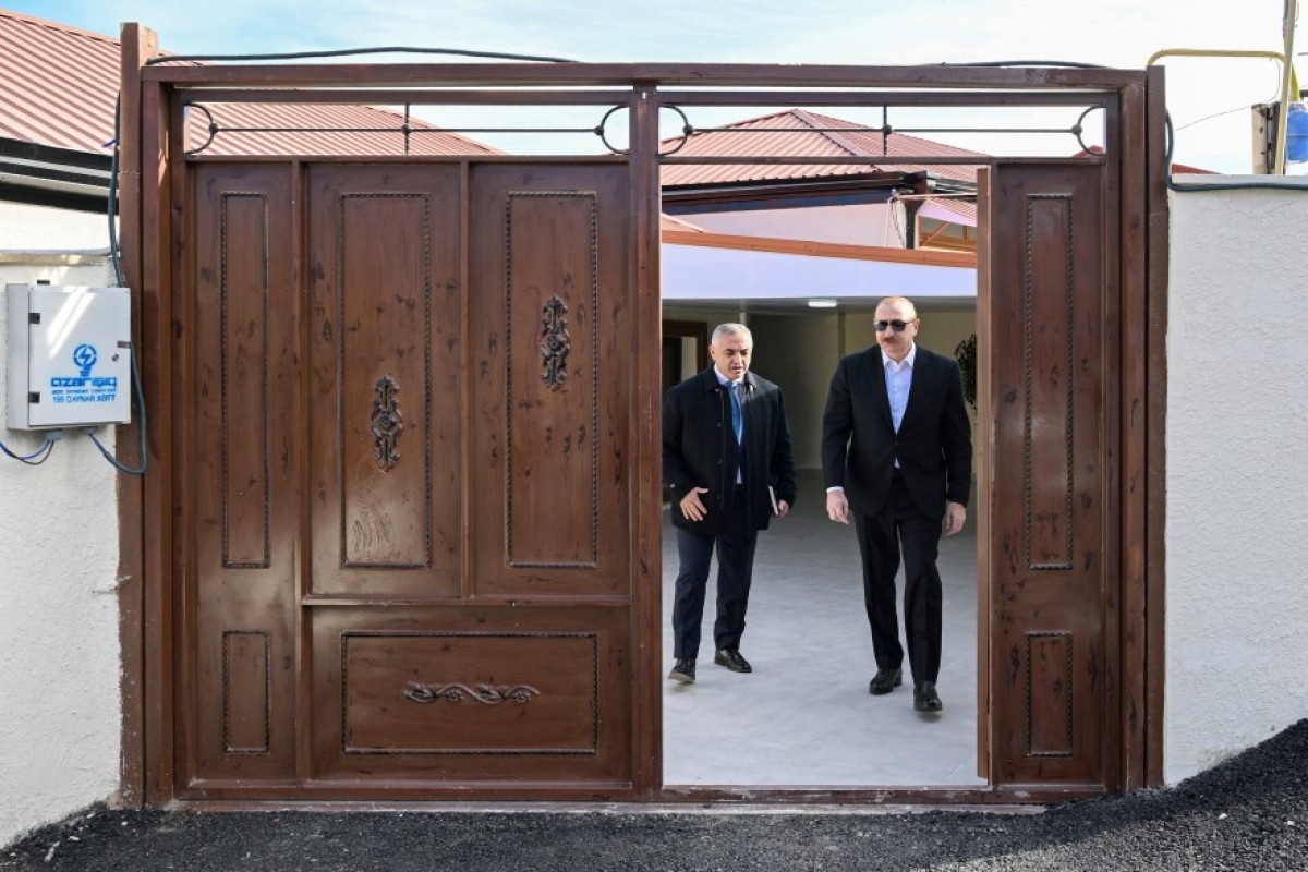 Ильхам Алиев встретился с жителями поселка Кяркиджахан города Ханкенди-ФОТО 