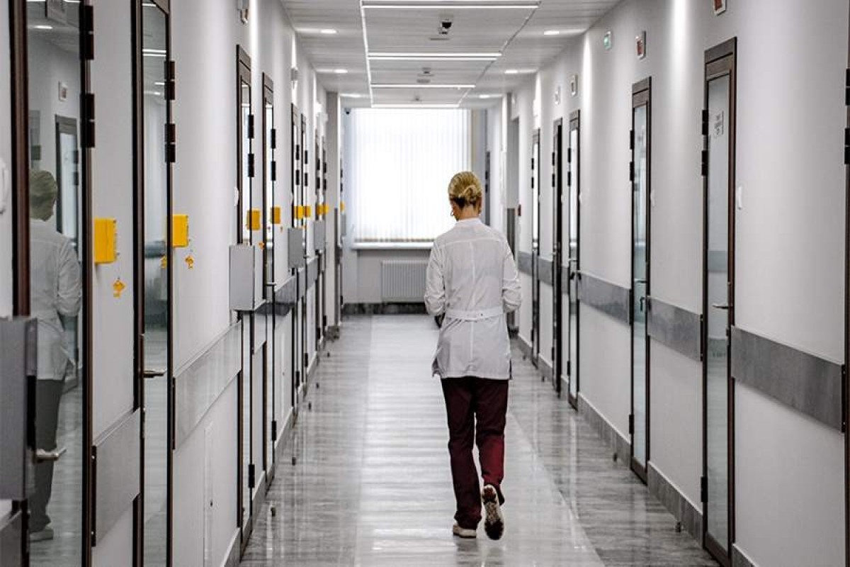 СМИ сообщили об отказах регионам России оплачивать проезд онкобольным