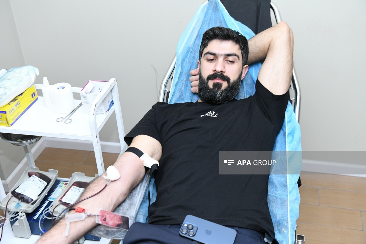 Сотрудники APA Media Group приняли участие в донорской акции-ФОТО 