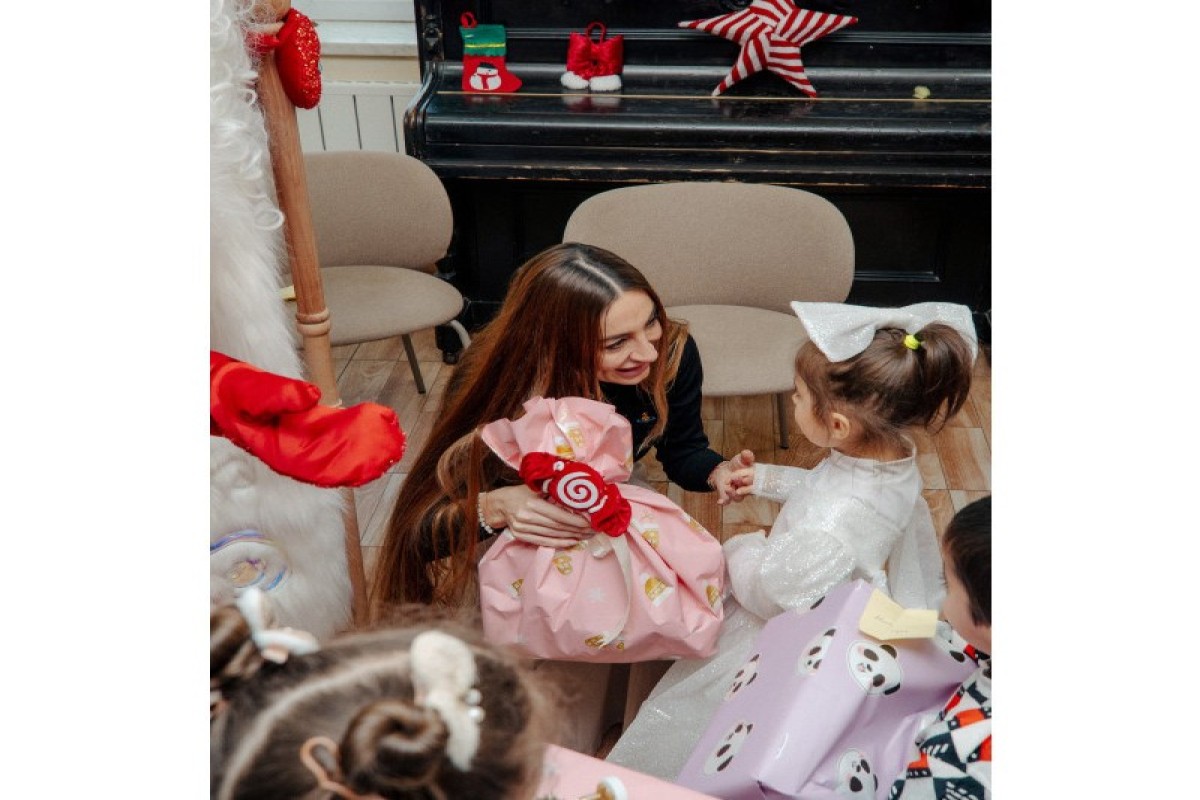 Лейла Алиева, Арзу Алиева и Алена Алиева разделили праздничную радость проживающих в приюте Təmiz Dünya детей