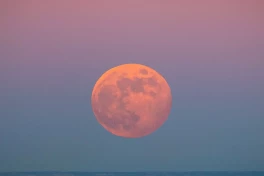 Землю 3 января будет освещать самое крупное Солнце в году