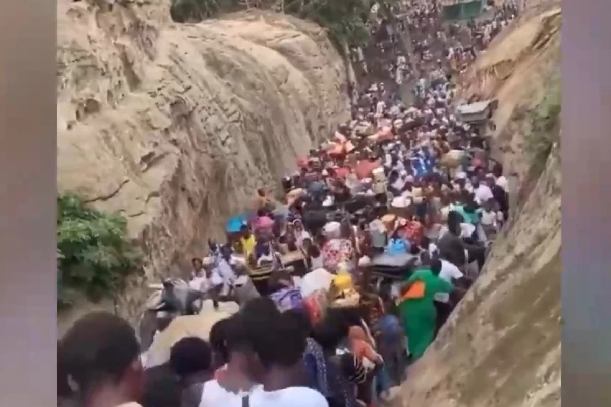 Тысячи жителей Ганы поверили в пророчество о конце света 25 декабря