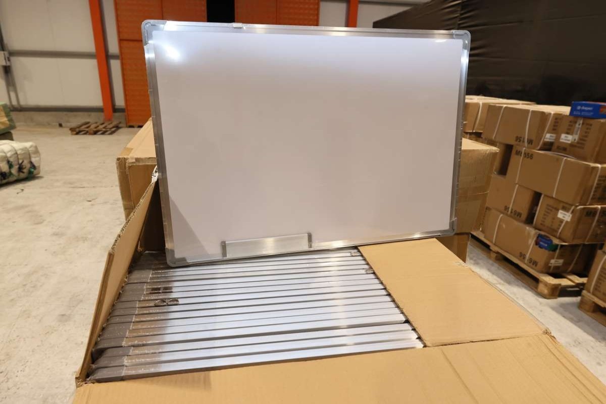 Под видом детских игрушек в Баку выявлен незадекларированный груз-ФОТО 