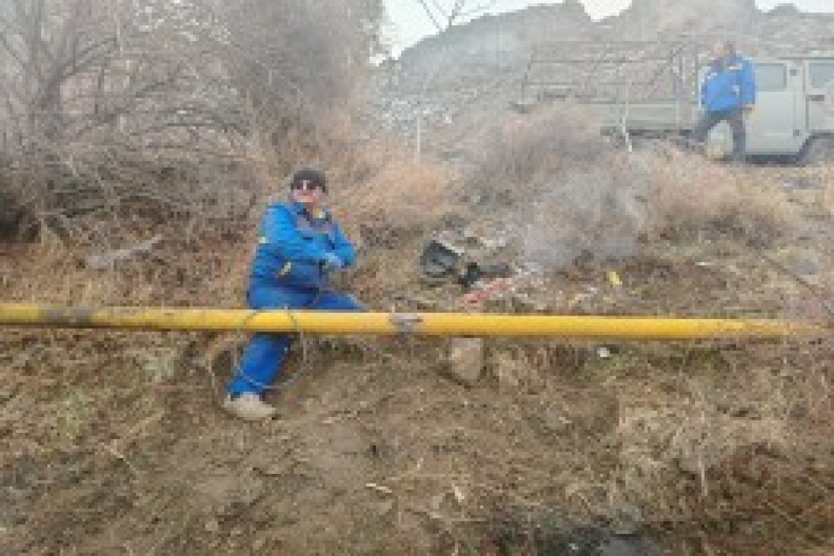 Автомобиль врезался в газопровод: без газа остались 450 абонентов-ФОТО 