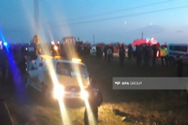 В Азербайджане свадебный кортеж попал в ДТП: погибли сестры, ранены четверо