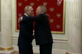 Путин встретился с Назарбаевым