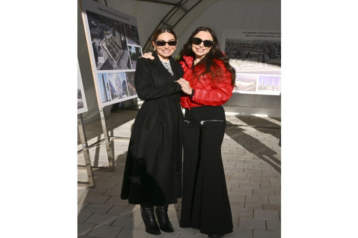 Ильхам Алиев с семьей посетили территорию «Белого города» в Баку-ФОТО -ОБНОВЛЕНО 