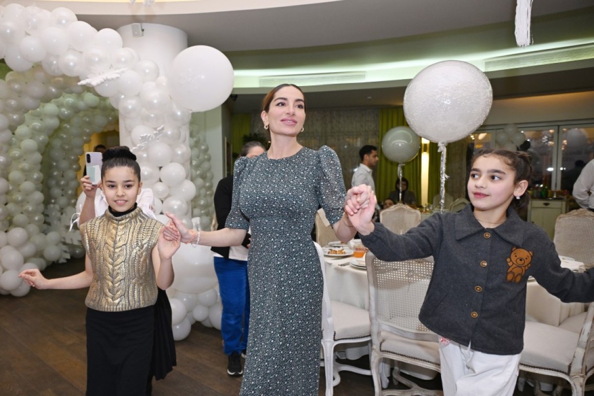 Лейла Алиева, Арзу Алиева и Алена Алиева приняли участие в праздничном торжестве, организованном для детей, нуждающихся в особой заботе