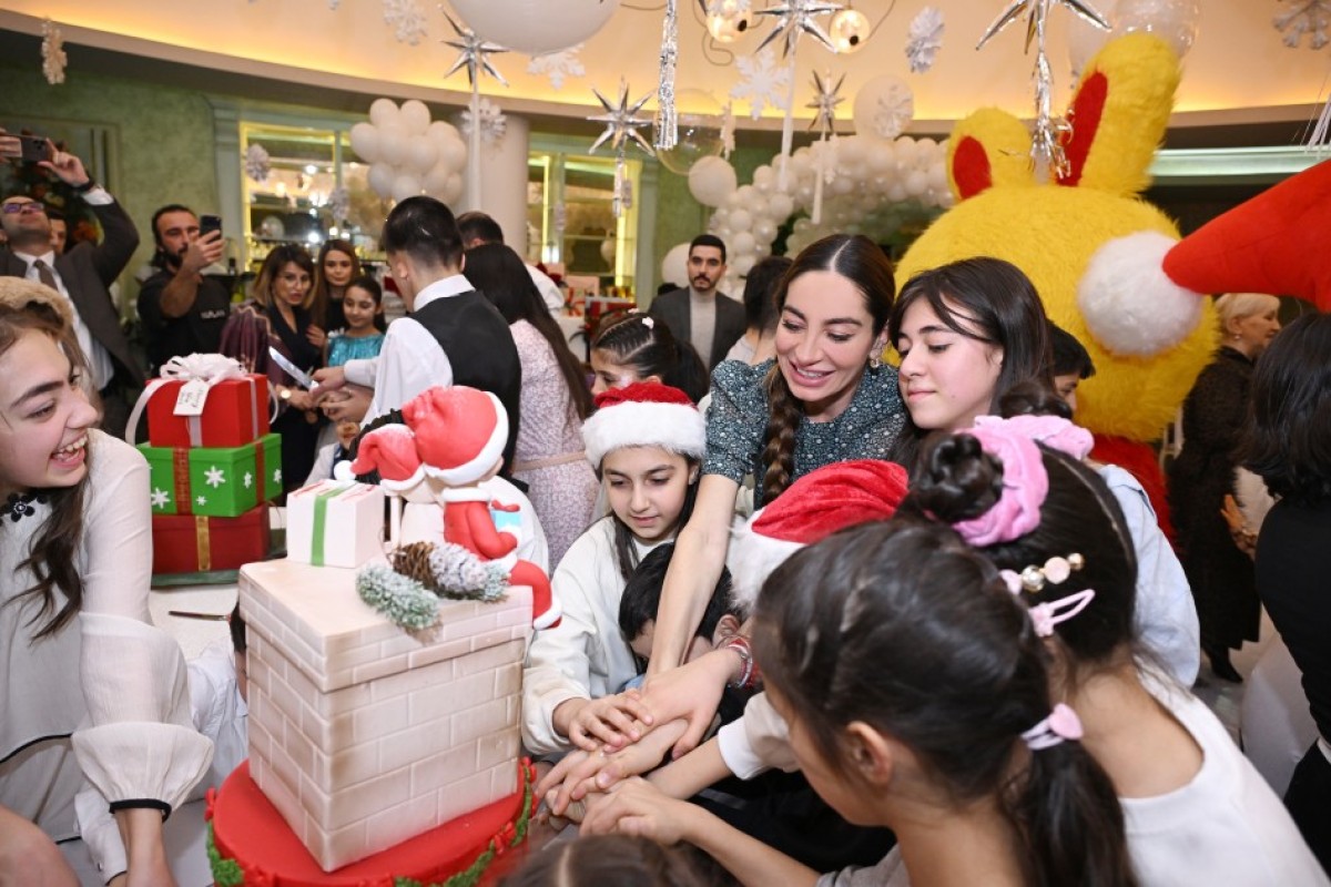 Лейла Алиева, Арзу Алиева и Алена Алиева приняли участие в праздничном торжестве, организованном для детей, нуждающихся в особой заботе