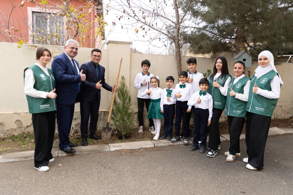 Проект «Маленькие экологи» объединил школьников и волонтеров в Мехдиабаде-ФОТО 