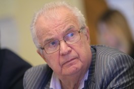 Скончался иллюзионист Эмиль Кио, автор фокуса "Запорожца" с 18 пассажирами